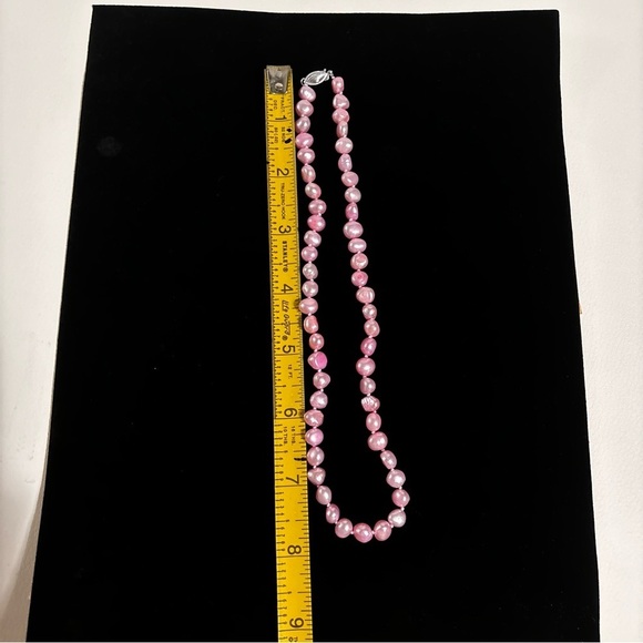 Real pink pearls like new condition - Picture 7 of 9